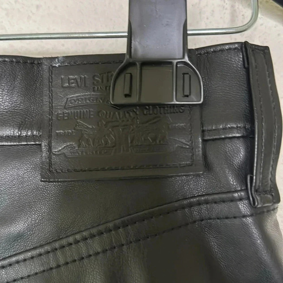 Levi's 70's Flare Faux Leather Pant Leather Night size 25 NWOT - Picture 6 of 14